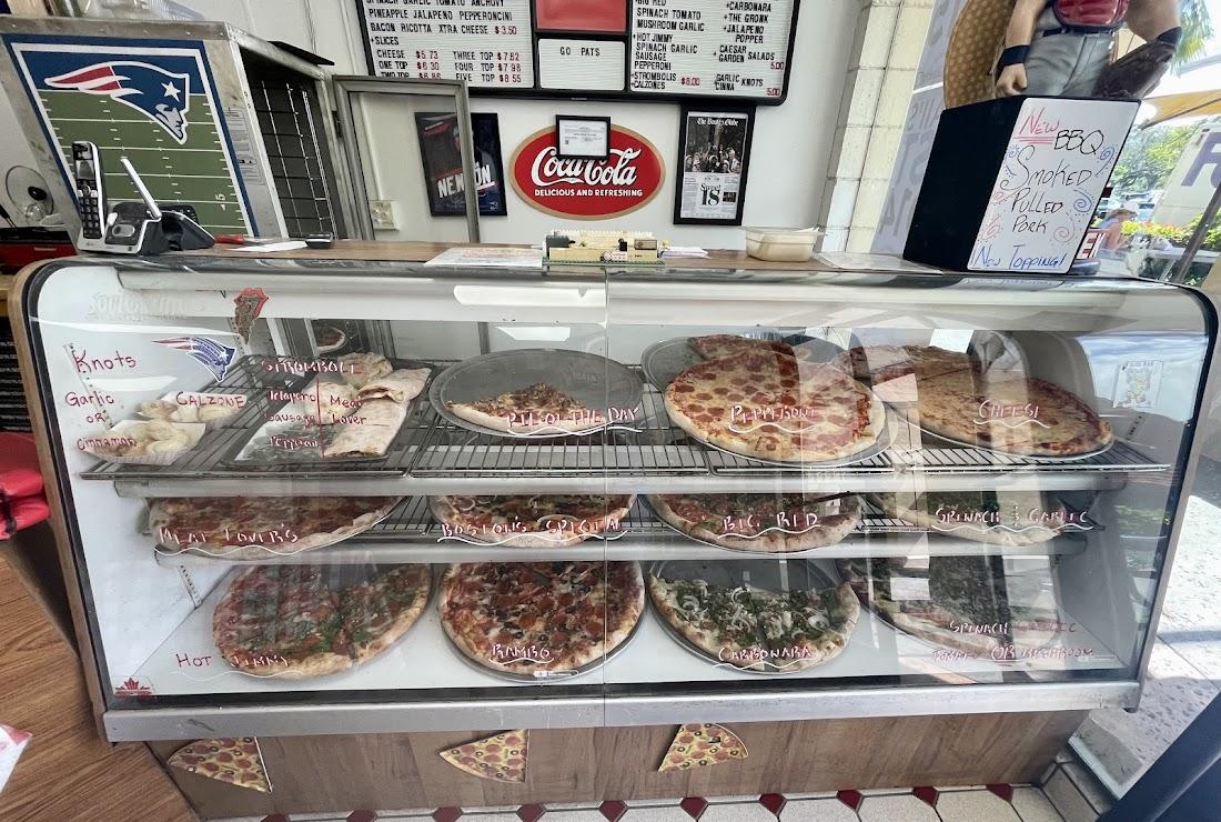 Boston's Pizza